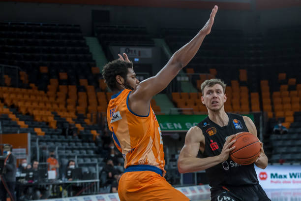 在这场焦点 在这场焦点